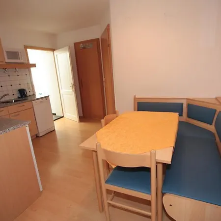 Stanzl Haus Apartmán *